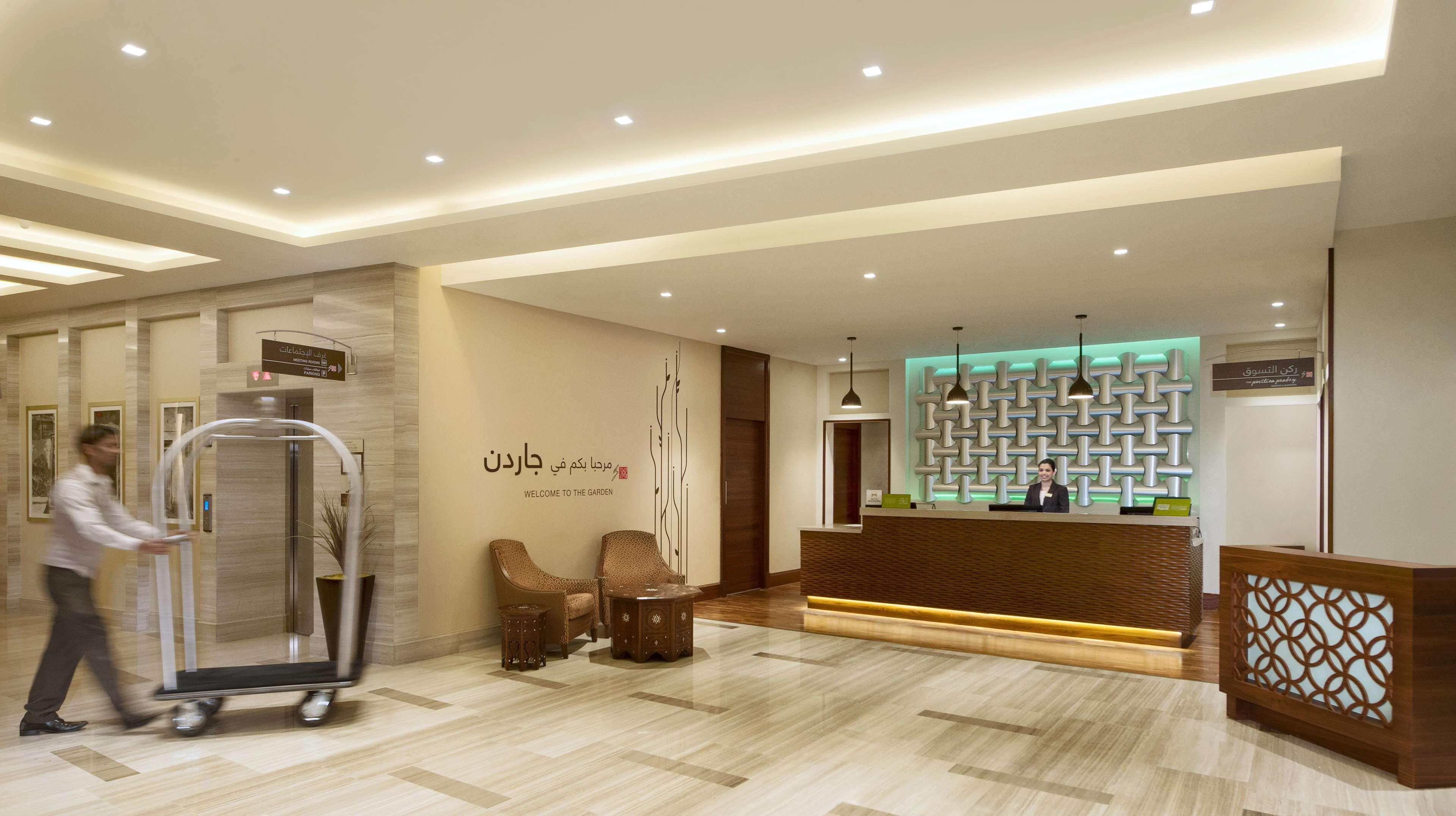 Hilton Garden Inn Dubai Deira Exterior foto