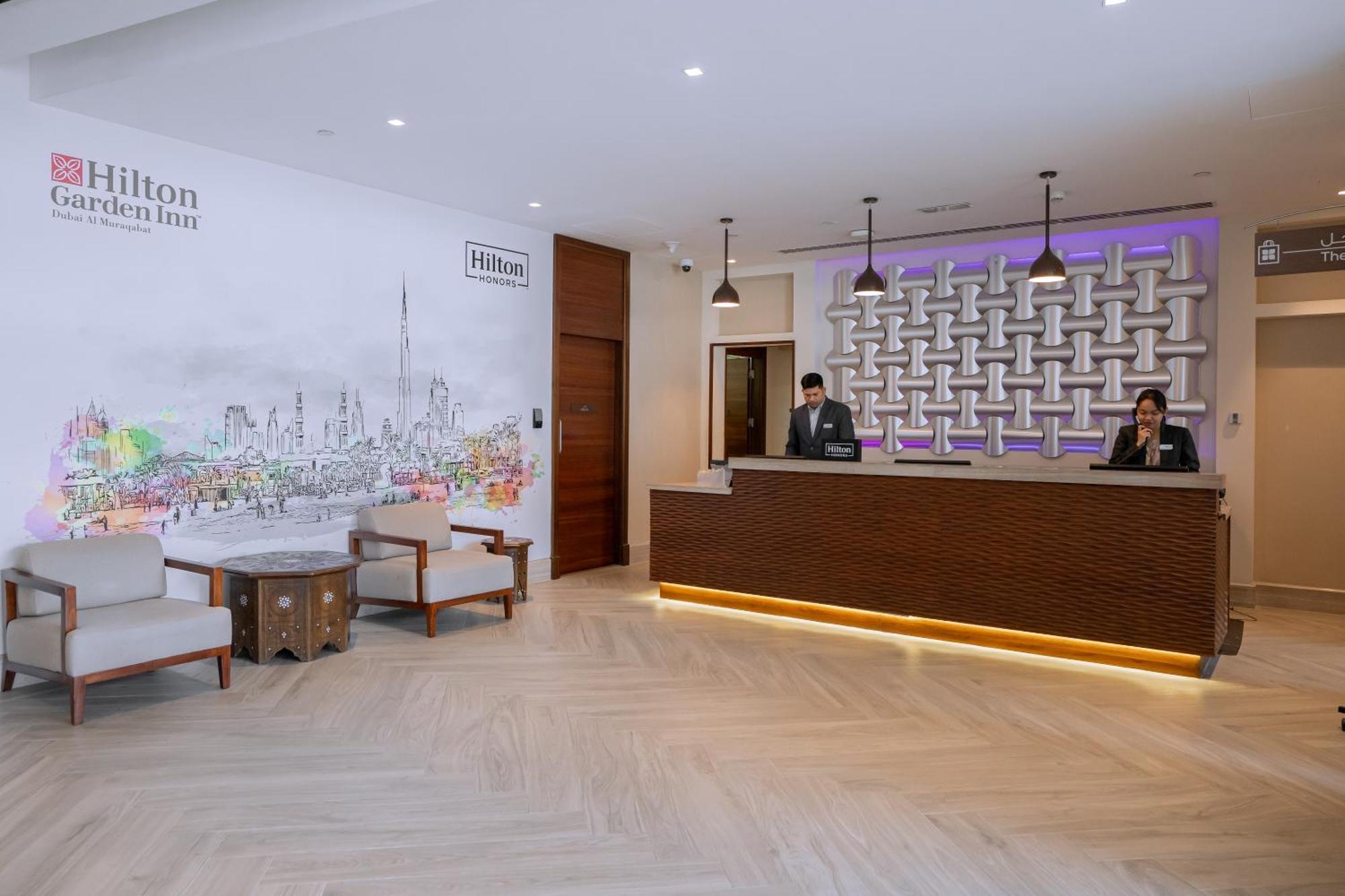 Hilton Garden Inn Dubai Deira Exterior foto
