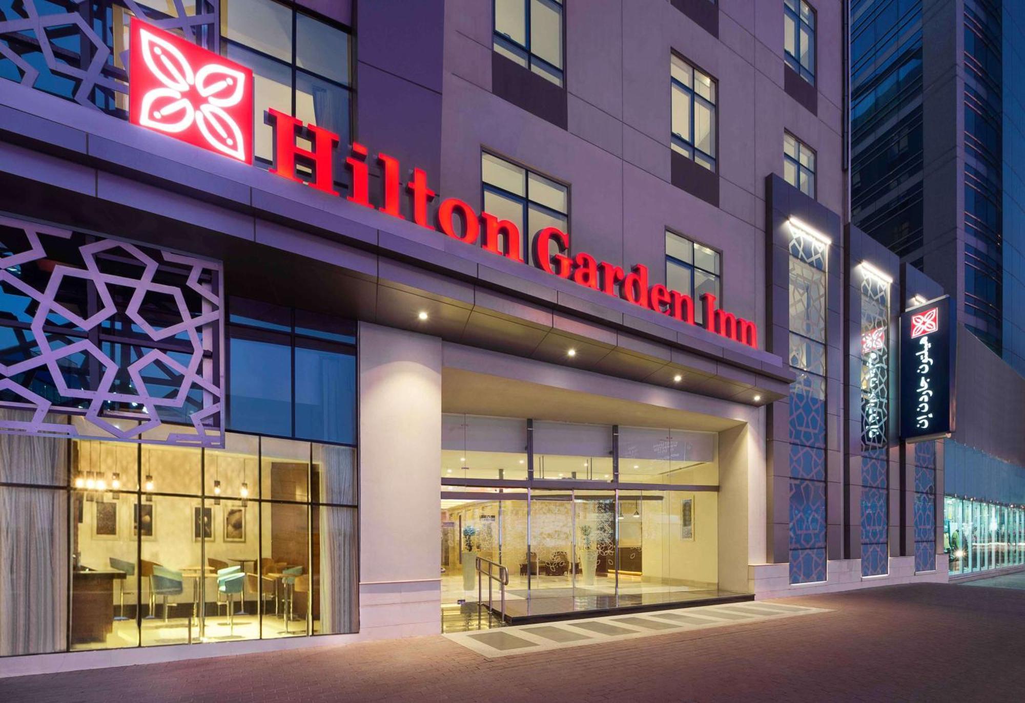 Hilton Garden Inn Dubai Deira Exterior foto